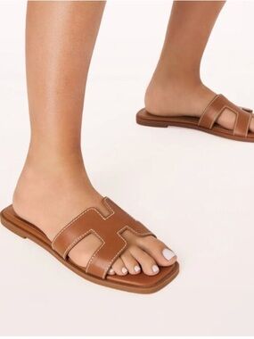 KAITLYN PAN Brown Leather H Flat Sandals